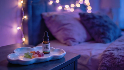 CBD voor de slaap: Werkt het, hoe gebruik je het en wat kies je?