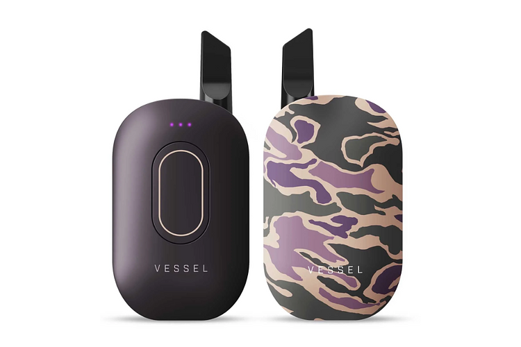 Paarse camo vaporizer met oplaadpoort